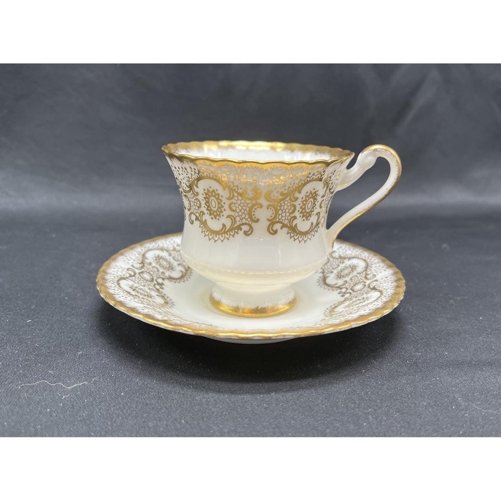 Paragon Fine Bone China Teacup and Saucer Gold Filigree England Royal Warrant